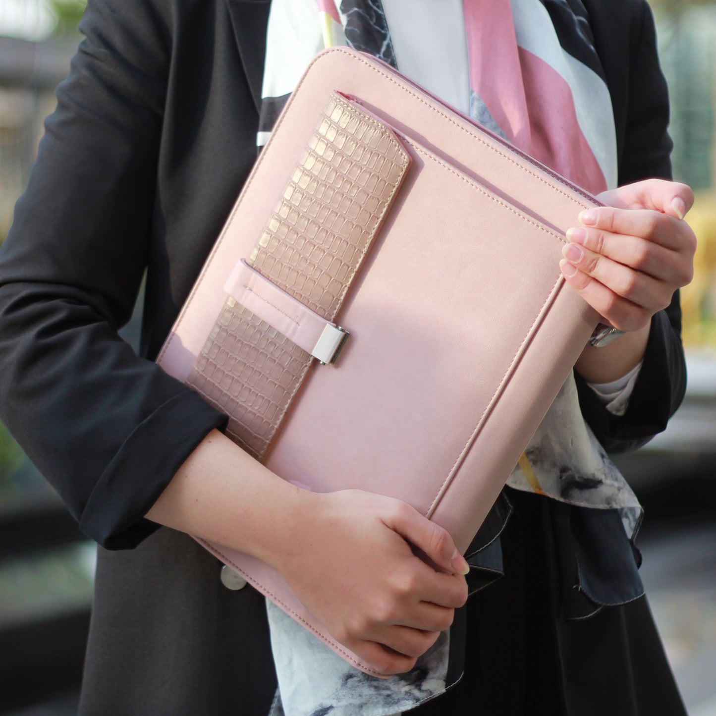 pink laptop case